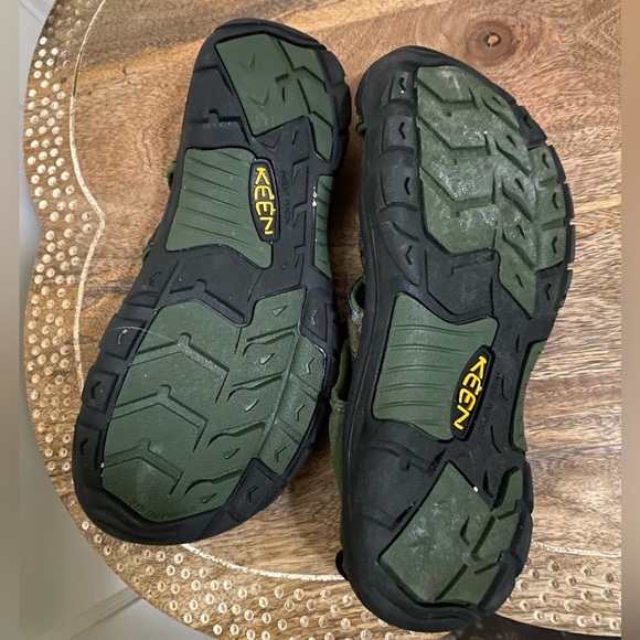 Keen Newport H2 hiking trail water shoes non-slip outdoor camping rock climbing - Picture 8 of 9